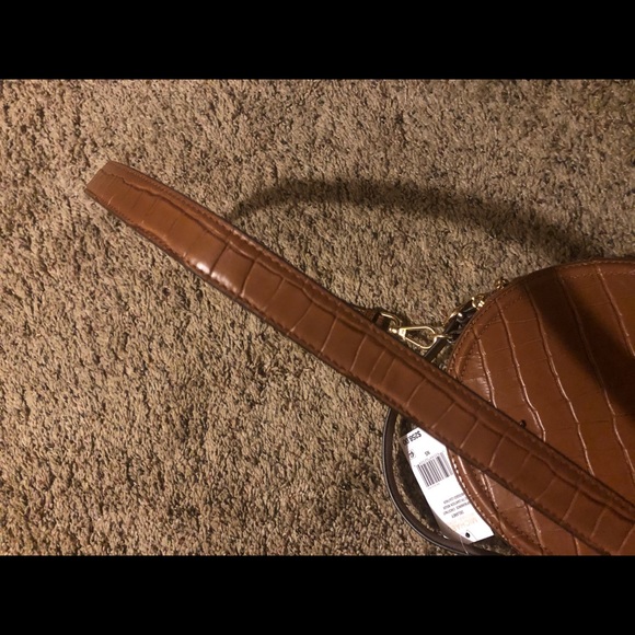 COPY - Michael Kors crossbody - Picture 6 of 10